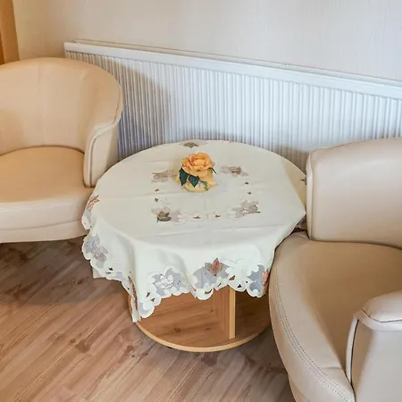 Nice In W/ Wifi And 2 Bedrooms Apartmán *